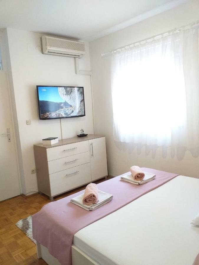 Apartman Jurilj Makarská Exteriér fotografie