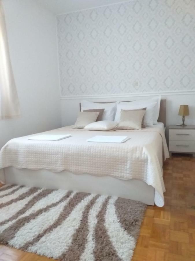 Apartman Jurilj Makarská Exteriér fotografie